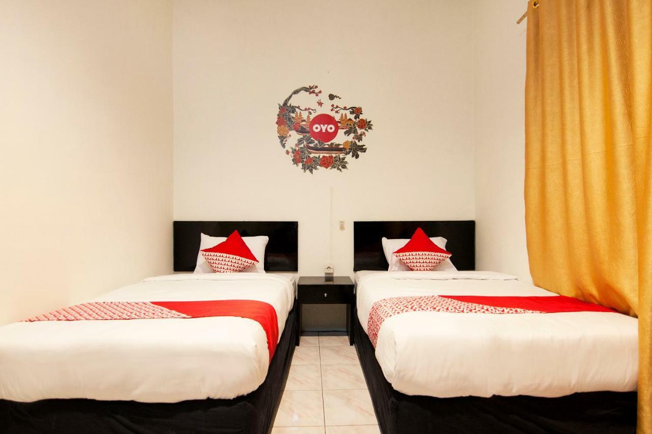 מדאן Oyo 529 Hotel Paninda מראה חיצוני תמונה