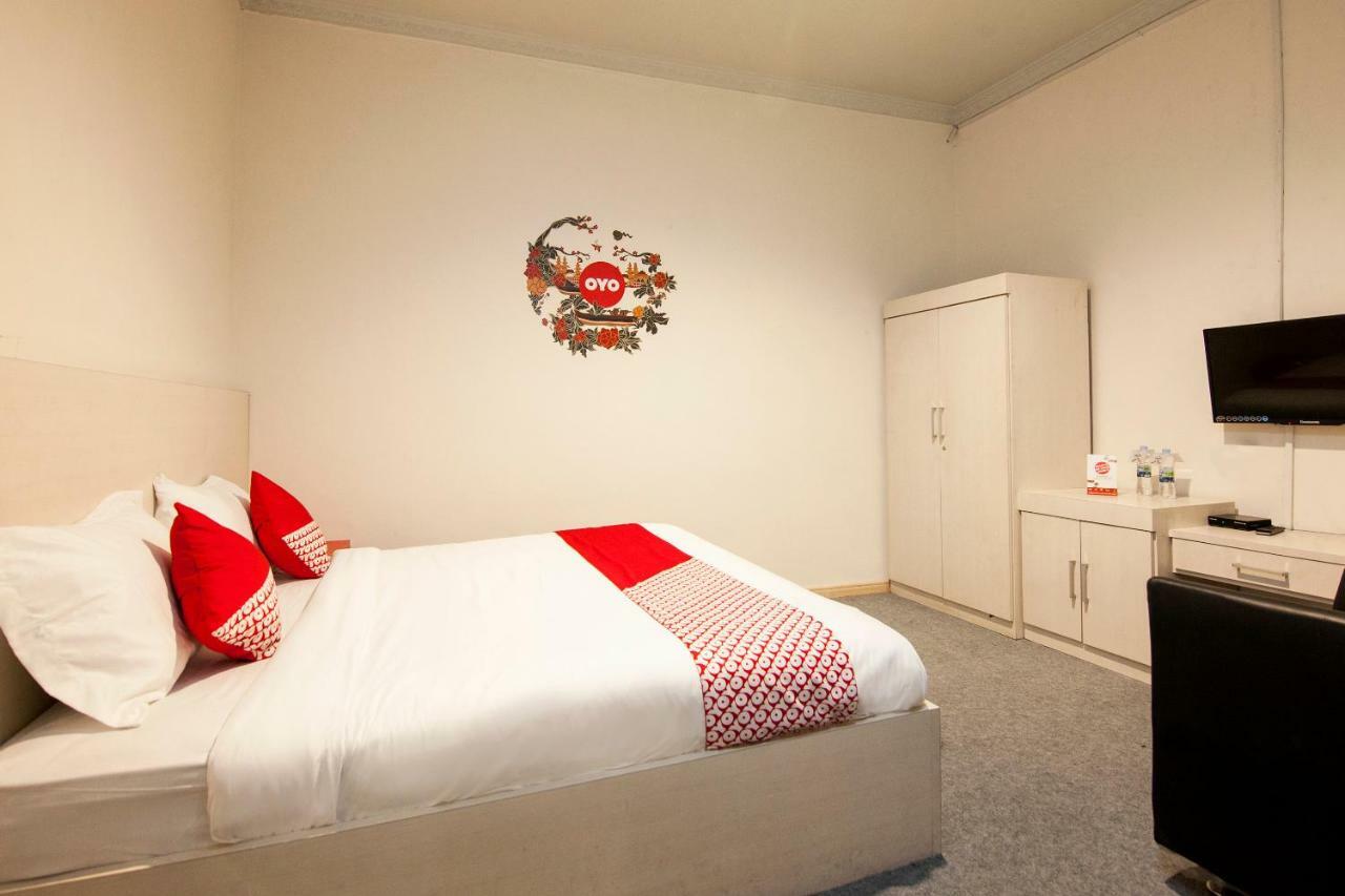 מדאן Oyo 529 Hotel Paninda מראה חיצוני תמונה
